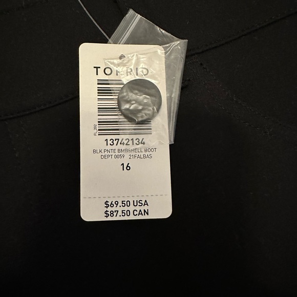 Torrid Bombshell Black pointe bootcut work pants - Picture 5 of 6